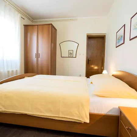 Guest house Lucija