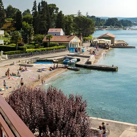 Πανσιόν Lucija