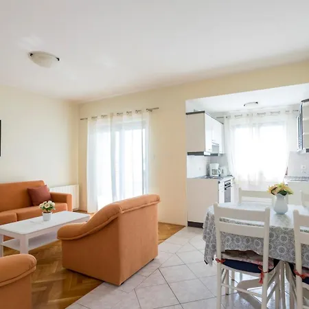 Gasthof Lucija 4*